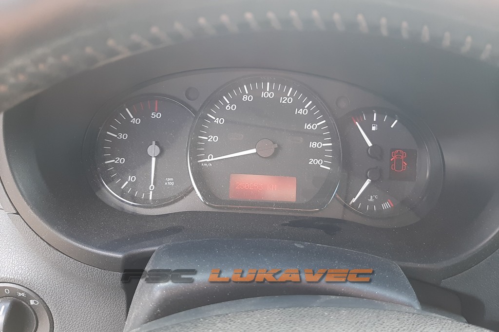 MERCEDES CITAN INSTRUMENT TABLA MERCEDES CITAN KILOMETAR SAT 2013.