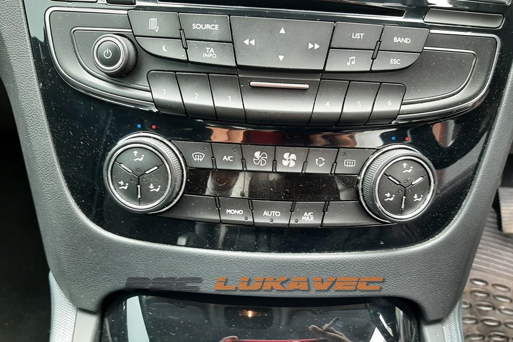 PEUGEOT 508 PREKIDAČI VENTILACIJE I KLIME