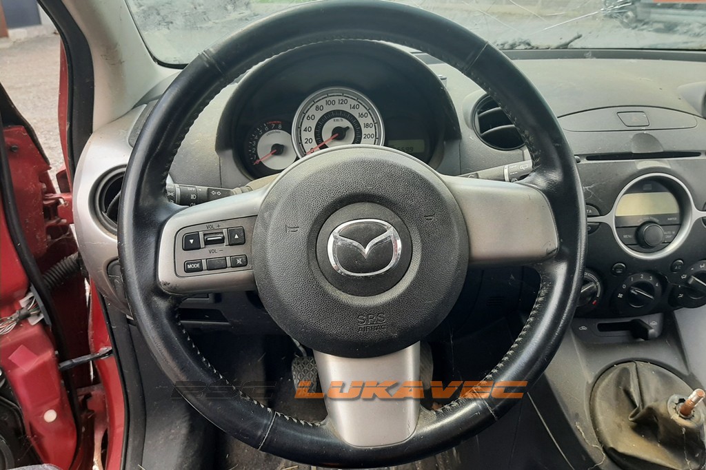 MAZDA 2 VOLAN MAZDA 2 KOLO VOLANA 2007.