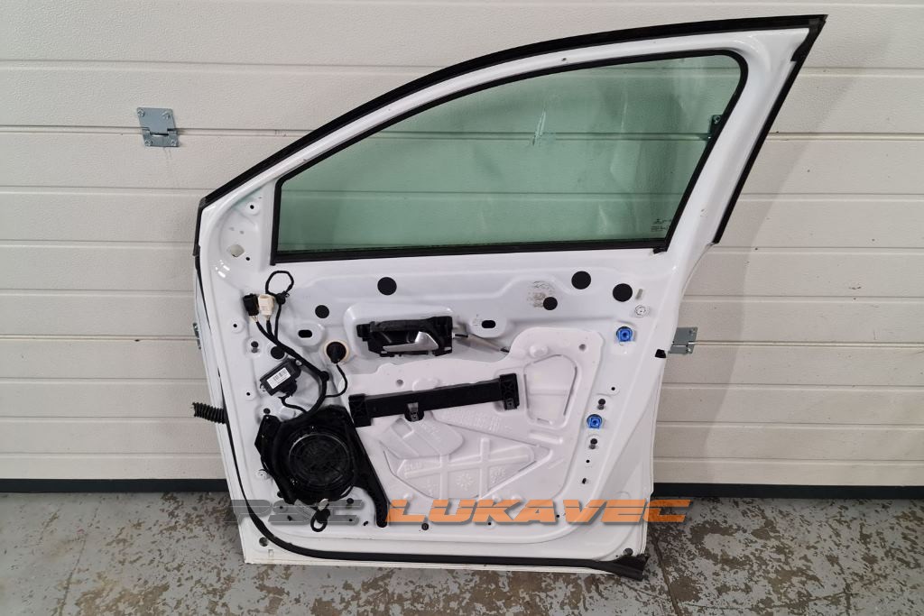 PEUGEOT 3008 PREDNJA DESNA VRATA 2019.