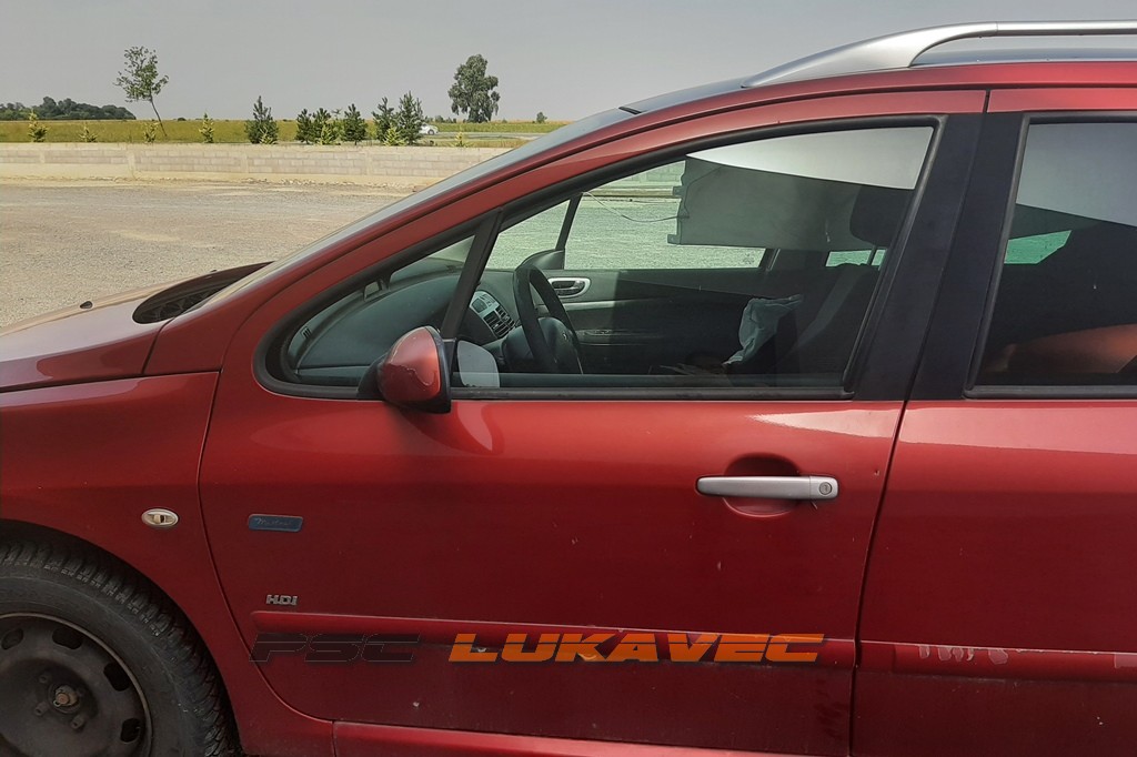 PEUGEOT 307 SW PREDNJA LIJEVA VRATA 2005.