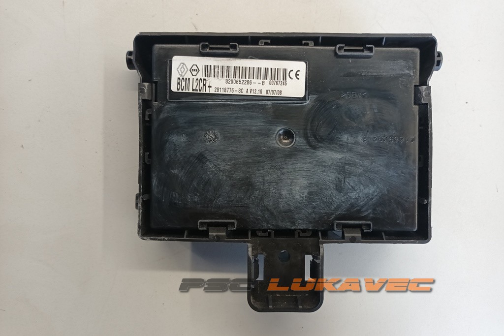 RENAULT CLIO 3 1.4 16V KUTIJA OSIGURAČA 8200652286B 2005-2012