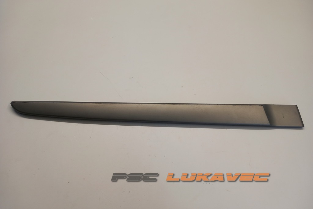 RENAULT SCENIC LAJSNA VRATA ZADNJA DESNA 82000136736 2005.