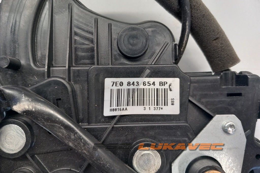 VW TRANSPORTER BRAVA VRATA KLIZNA DESNA 7E0843654AA