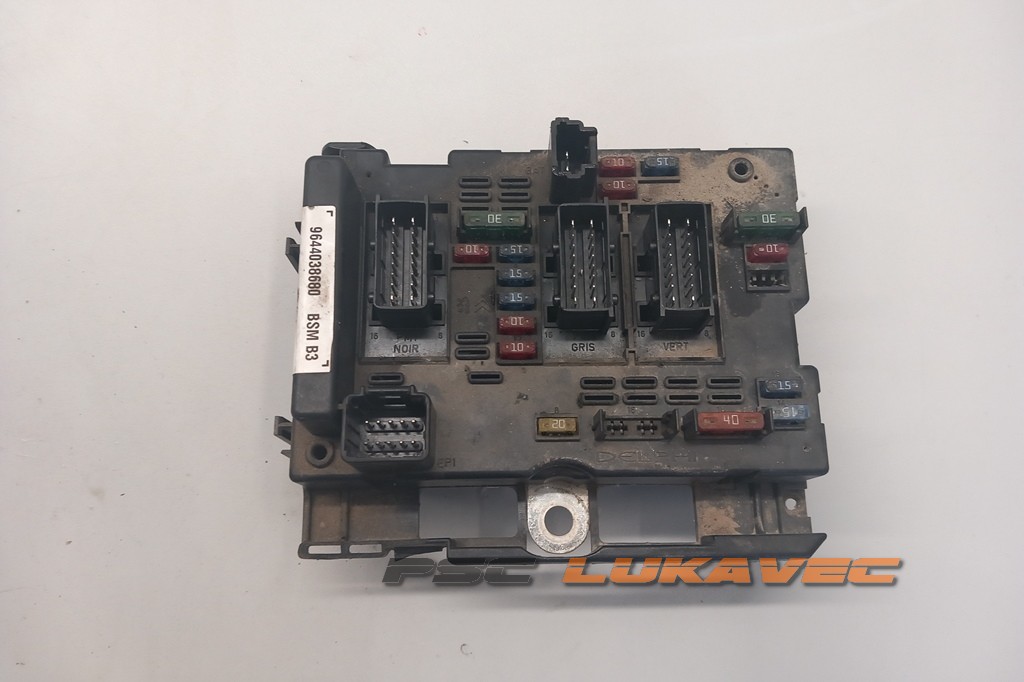 PEUGEOT 307 KUTIJA OSIGURAČA 9644038680