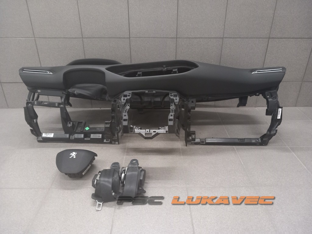 PEUGEOT 308 T9 SET ZRAČNIH JASTUKA SA TABLOM 2019.