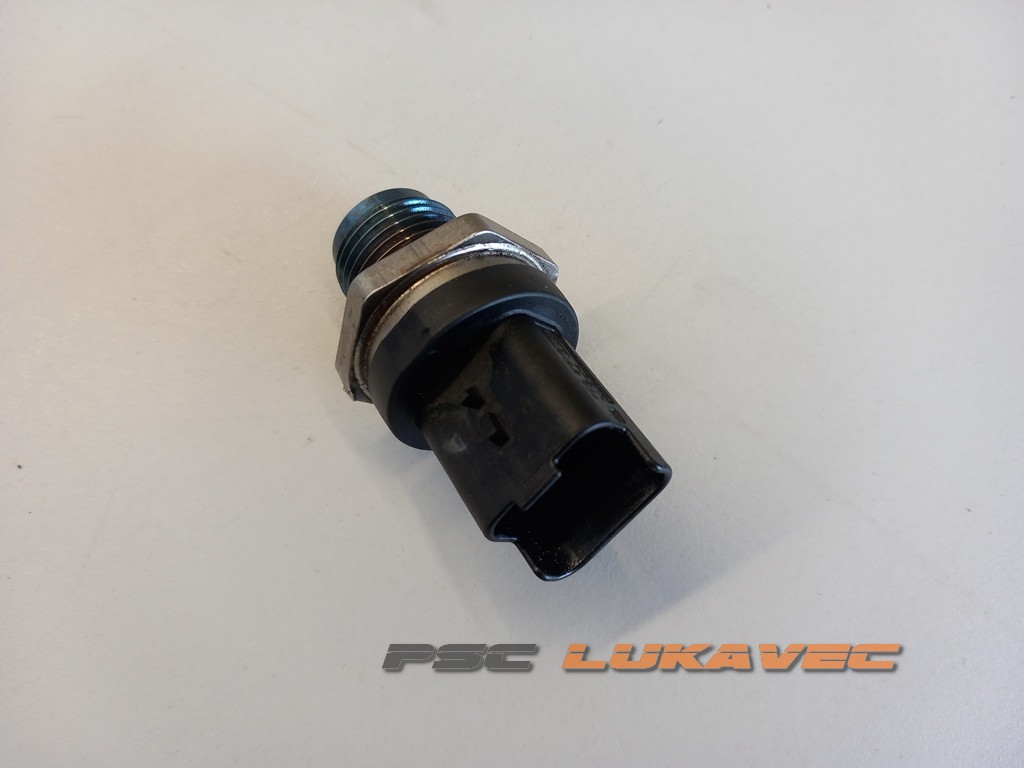 PEUGEOT 407 2.2 HDI SENZOR TLAKA GORIVA 9654762880 0281002919  2007.