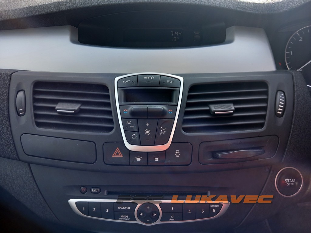 RENAULT LAGUNA 3 KARAVAN DIJELOVI 2.0 DCI 2008.