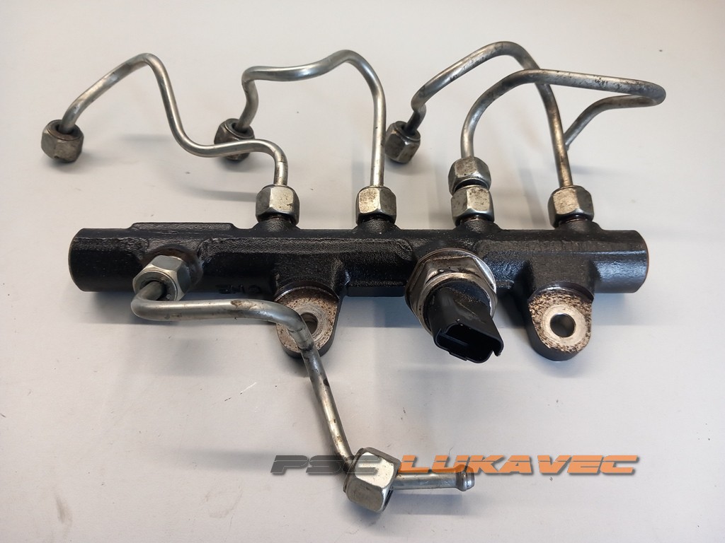 NISSAN JUKE 1.5 DCI RAMPA GORIVA 175210651R 2018.