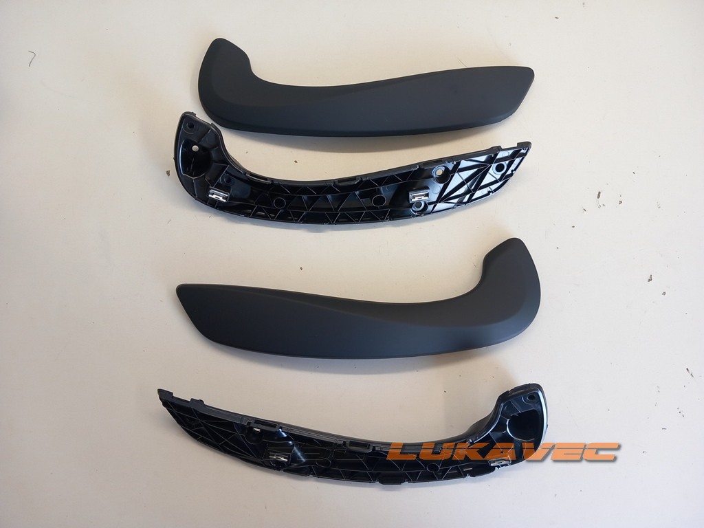 RENAULT MEGANE 3 GT LINE RUKOHVATI PREDNJI LIJEVI I DESNI 809540001R