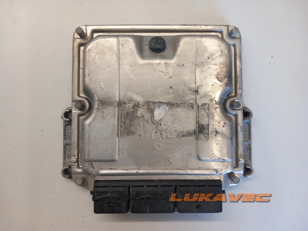 RENAULT 1.9 DCI KOMPJUTER MOTORA 0281010483 8200127078 H0M8200039569