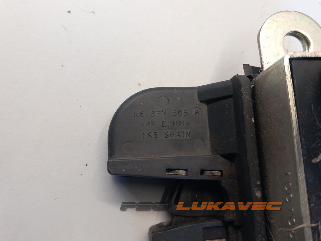VW GOLF 5 BRAVA GEPEK VRATA 1K6827505B 1K6827505E  5K0827505A