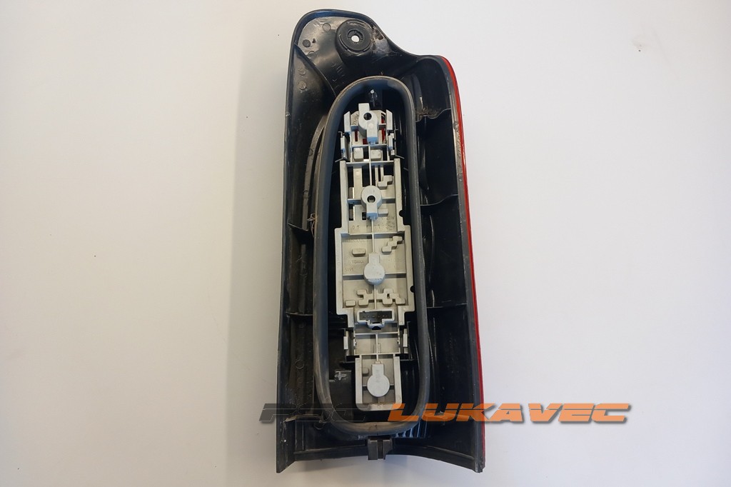 RENAULT MASTER 2 ŠTOP SVJETLO LIJEVO