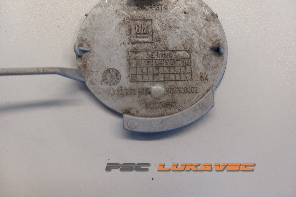 OPEL INSIGNIA A POKLOPAC PREDNJEG BRANIKA 22793835