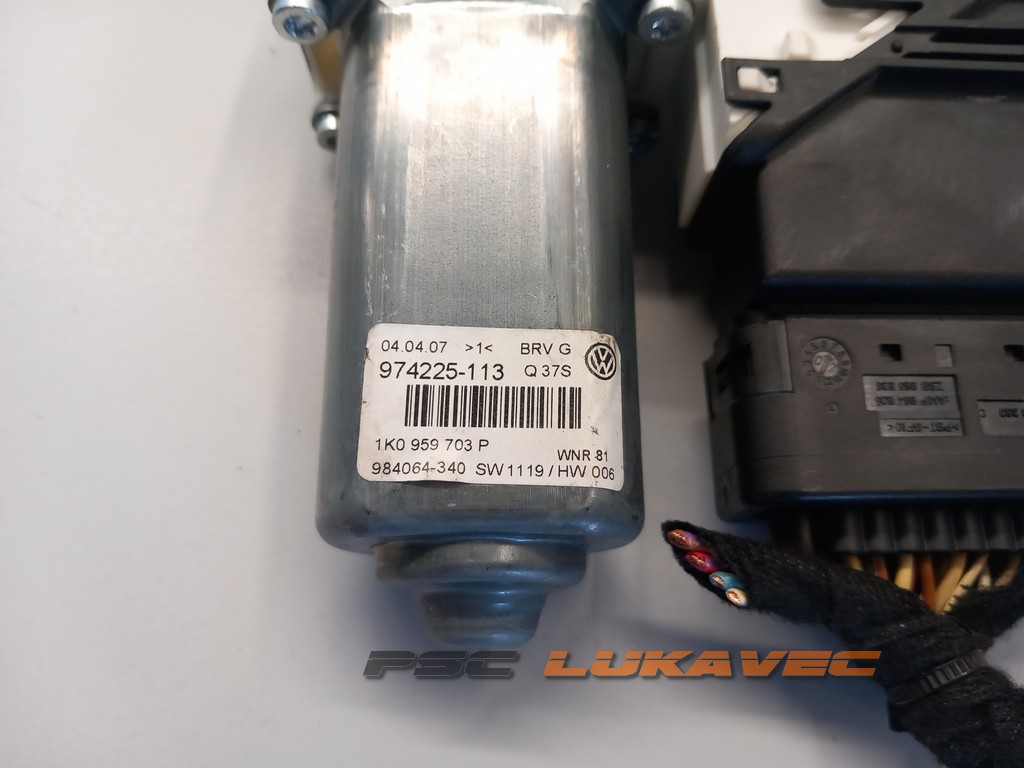 VW PASSAT B6 PODIZAČ STAKLA ZADNJI LIJEVI 1K0959703P