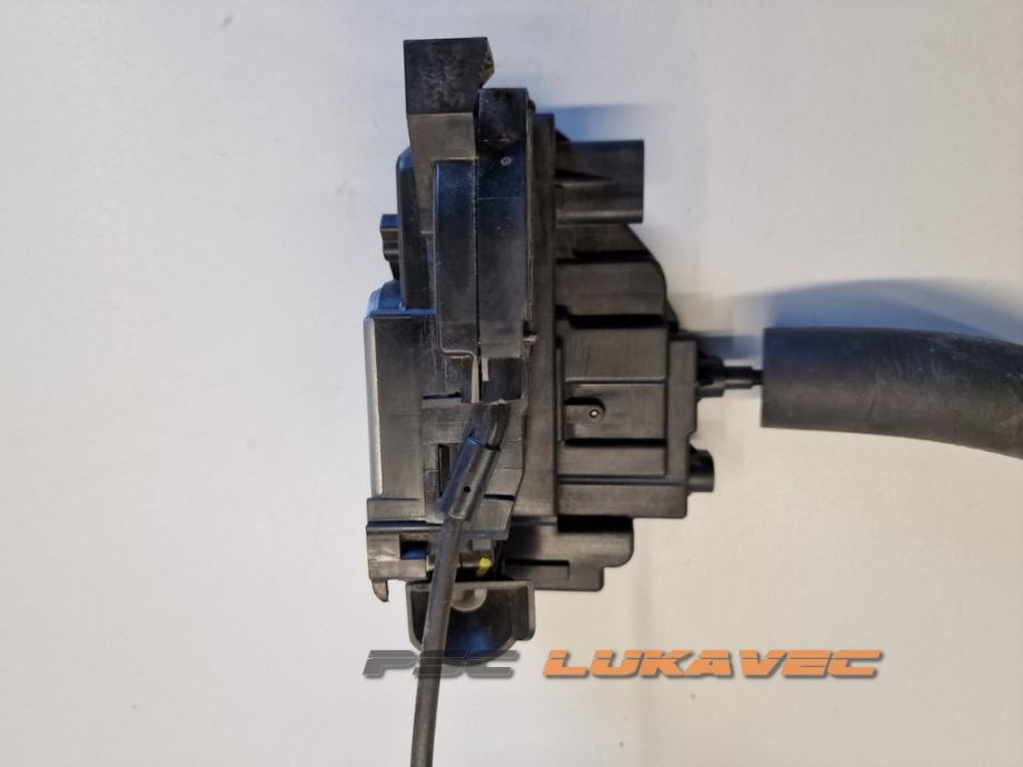 RENAULT MEGANE 3 BRAVA VRATA PREDNJA LIJEVA   2011.