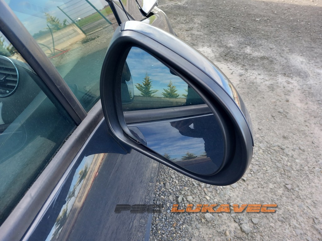 PEUGEOT 308 RETROVIZOR DESNI 2012.
