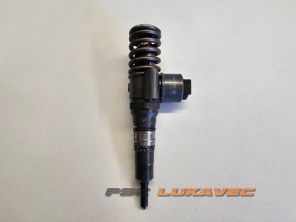 AUDI A3 DIZNA 2.0 TDI 03G130073G