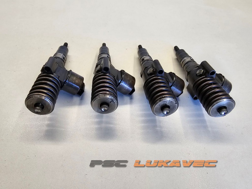 VW GOLF 5 DIZNE GOLF 5 INJEKTORI 2.0 TDI 03G130073G 0414720404