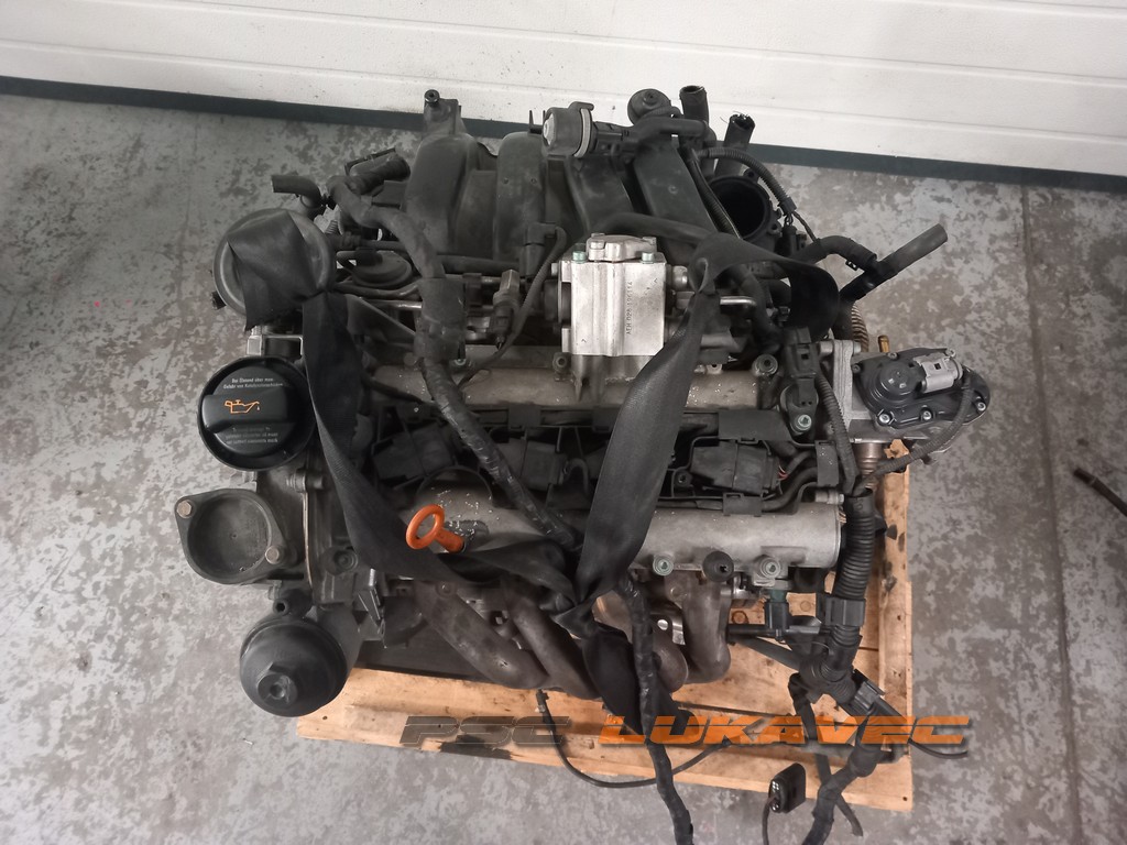 VW GOLF 5 MOTOR 1.6 FSI BAG
