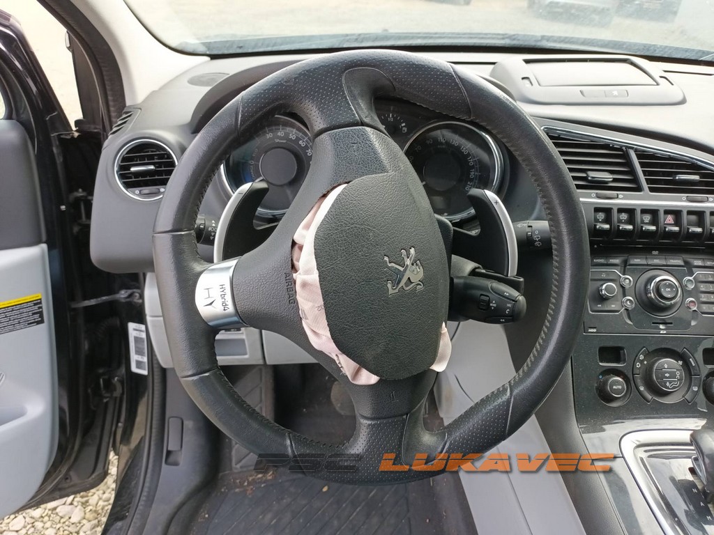 PEUGEOT 3008 VOLAN 3008 OBRUČ VOLANA 2014.