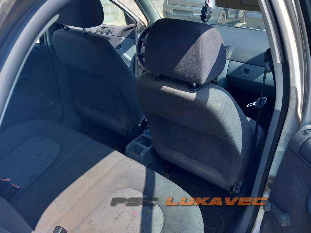 ŠKODA FABIA DIJELOVI 1.4 MPI 2002.