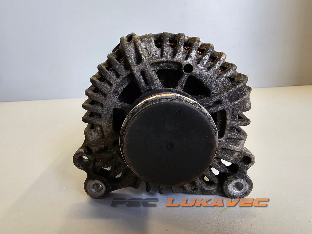 VW GOLF 5 ALTERNATOR 2.0 SDI 0124525033  06F903023C