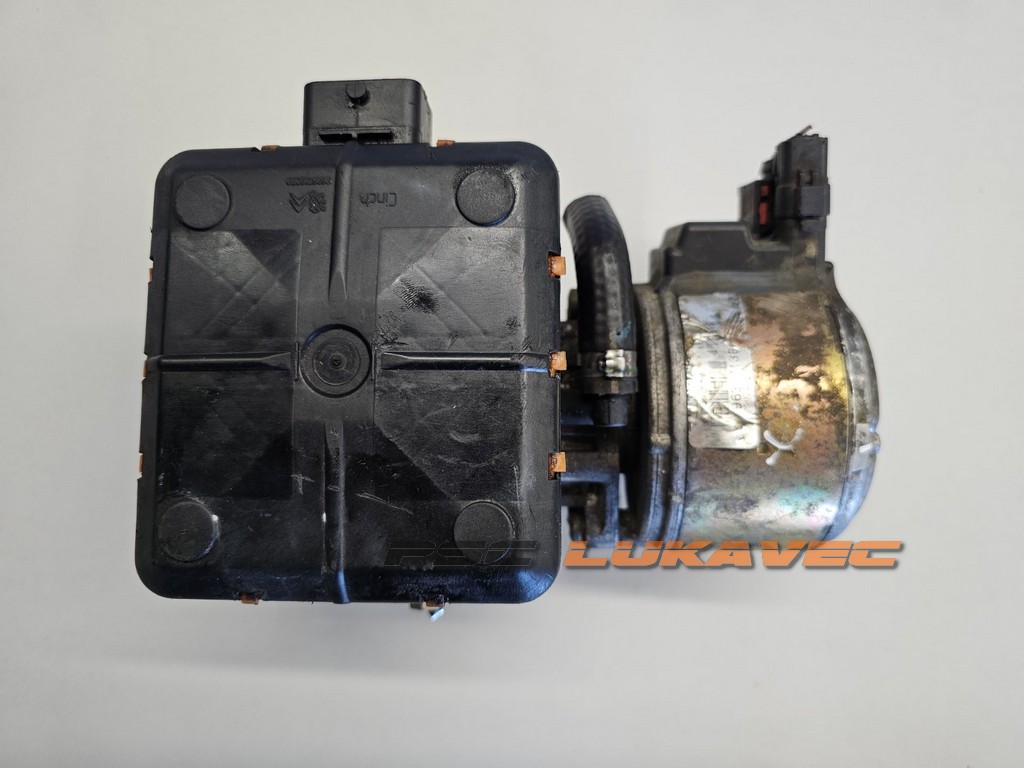 CITROEN C5 X7 PUMPA HIDRAULIKE 963671380  965560580
