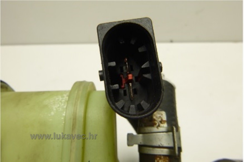 RENAULT THALIA SERVO PUMPA 7701470783 2004.