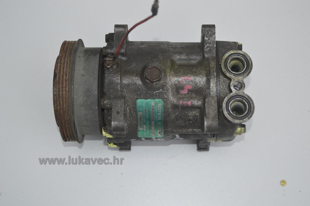 RENAULT CLIO KOMPRESOR KLIME 1.4 SD7V16 7700272497