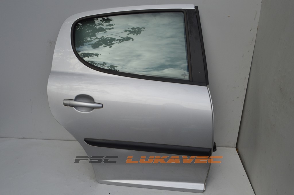 PEUGEOT 207 VRATA ZADNJA DESNA 2007.