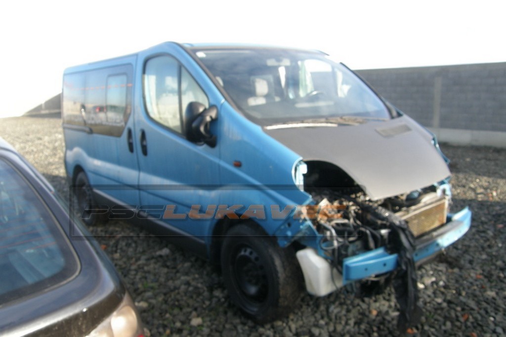 RENAULT TRAFIC DIJELOVI 2.5 DCI 2004.