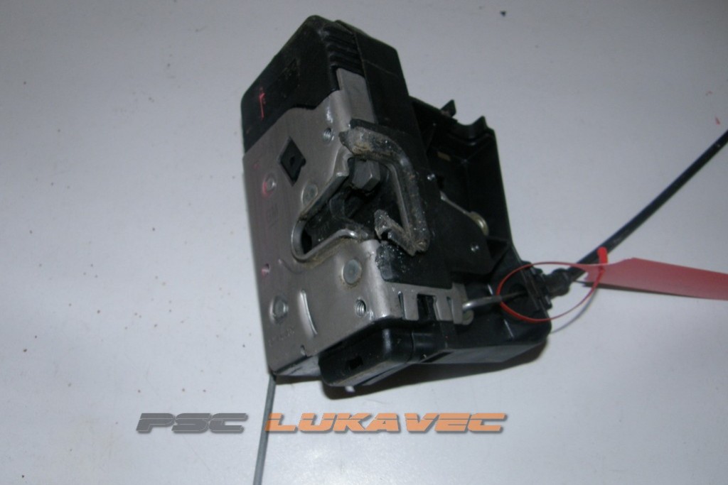 RENAULT TRAFIC BRAVA VRATA PREDNJA LIJEVA 8200008246