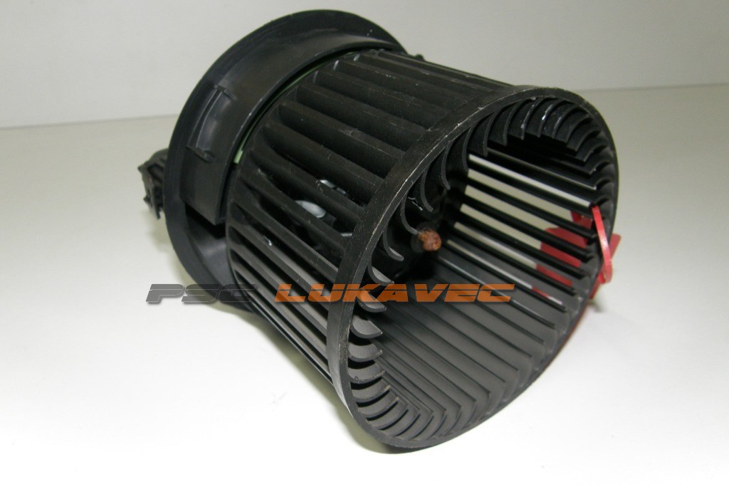 PEUGEOT 208 VENTILATOR KABINE 1608182080 2013.