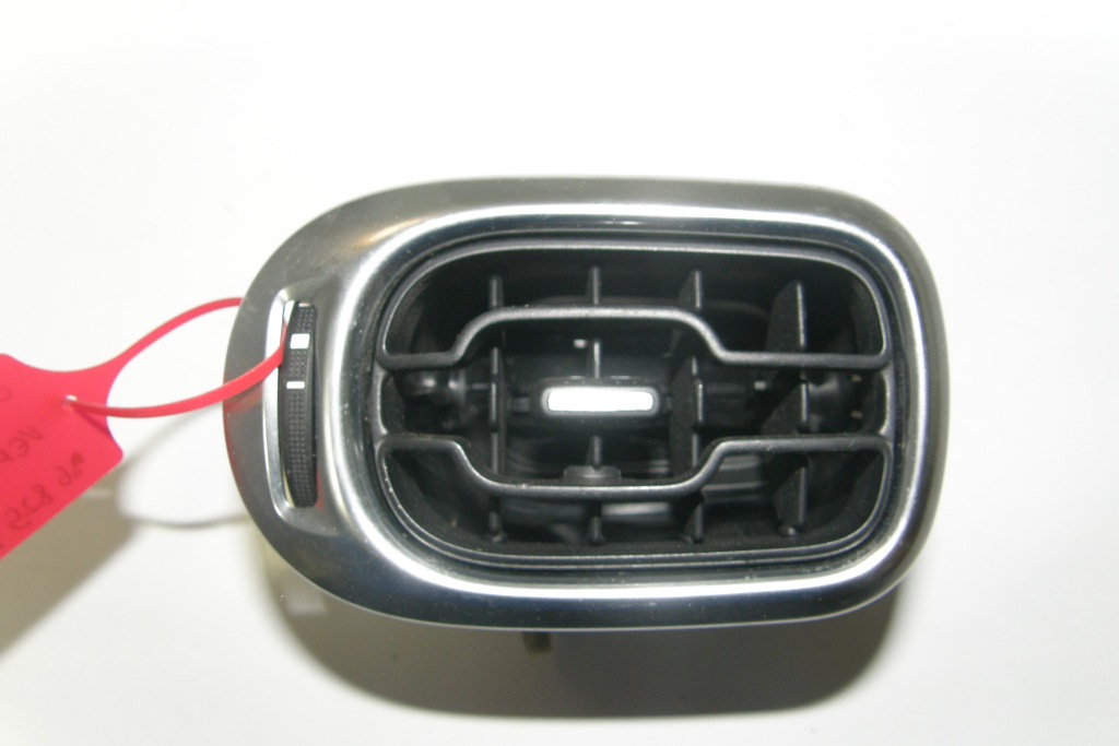 CITROEN C3 PICASSO VENTILACIJA DESNA 9682570377 2011.
