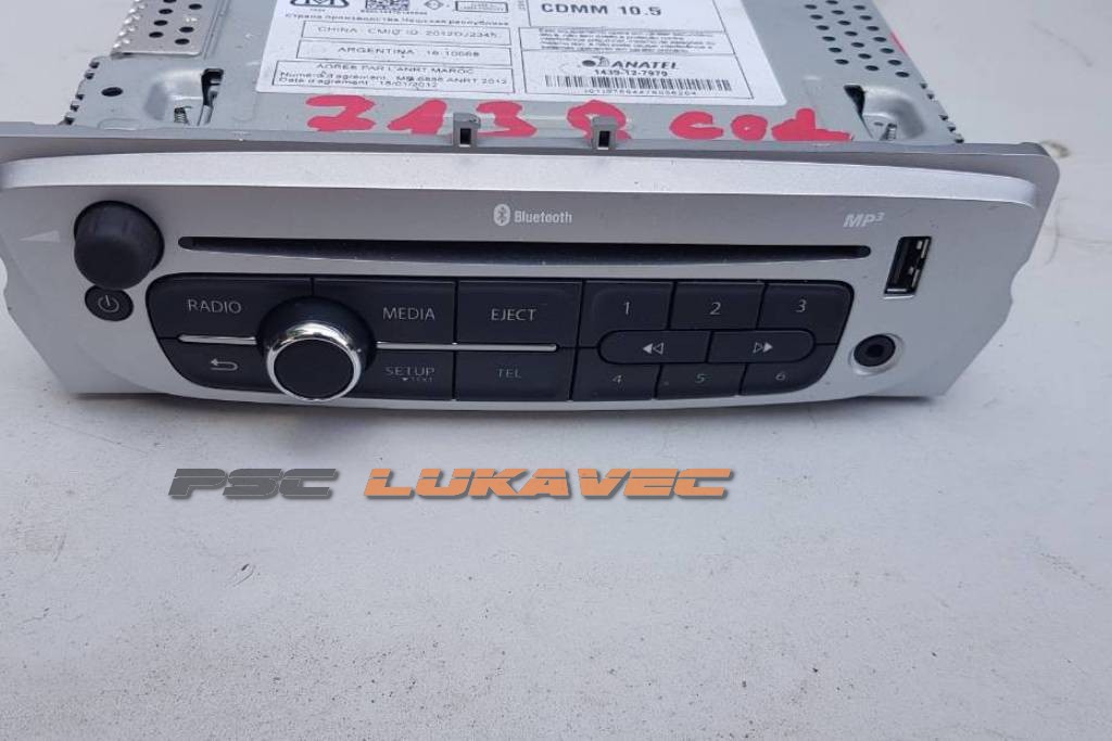 RENAULT MEGANE 3 CD RADIO BLUTOOTH MP3