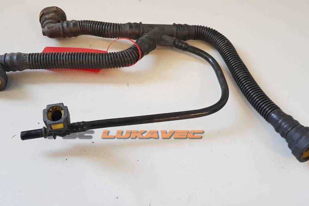 PEUGEOT 1.4 16v CRIJEVO ODUŠKA   1.4 16v CIJEV ODUŠKA NA VENTIL DEKLU