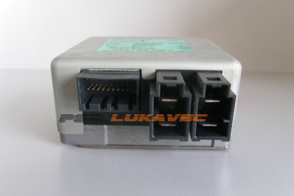 RENAULT CLIO 2 KOMPJUTER SERVA 8200265136