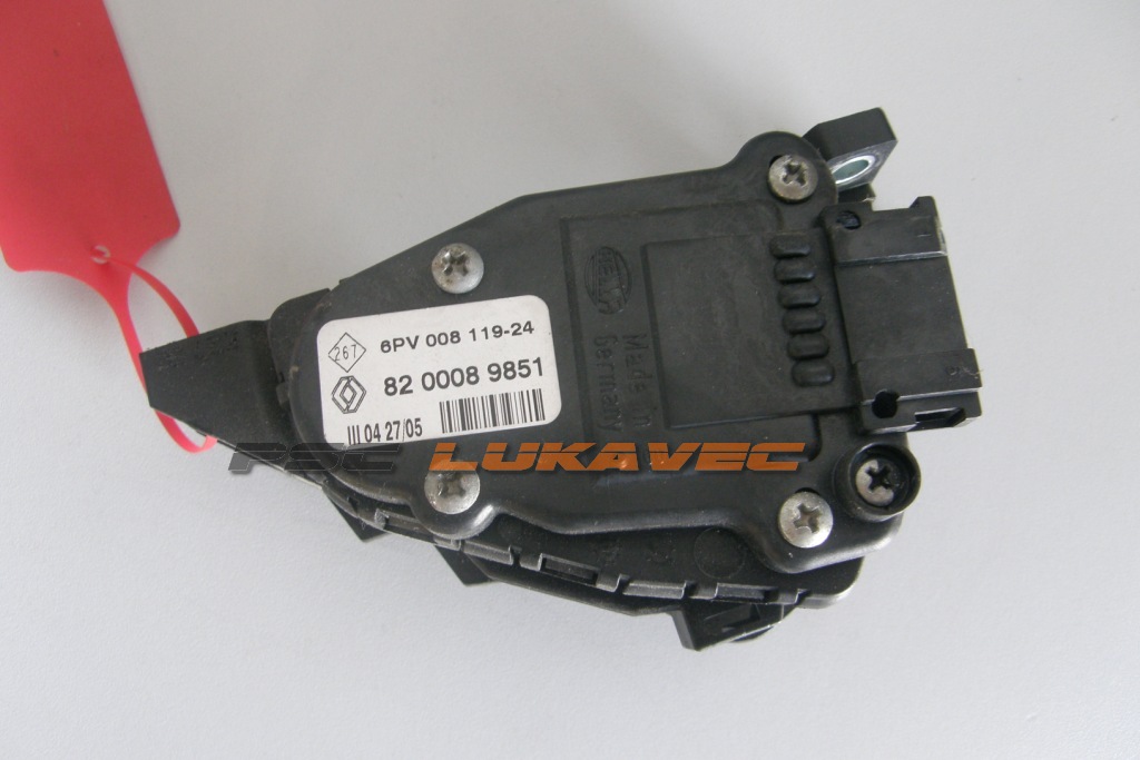 RENAULT CLIO 2 PAPUČICA GASA 8200089851