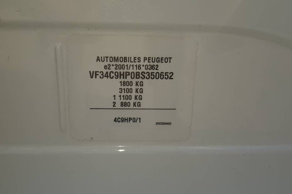 PEUGEOT 308 1.6 HDI OŠTEČEN