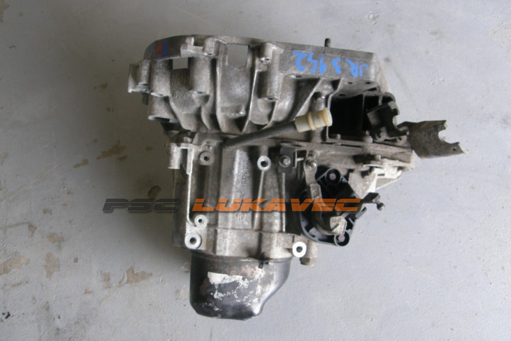 RENAULT MEGANE 2 MJENJAČ 1.6 16v RENAULT GETRIBA 1.6 16v 8200553268