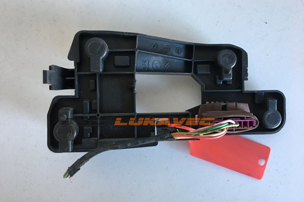 CITROEN SAXO FASUNG STRAŽNJI DESNI