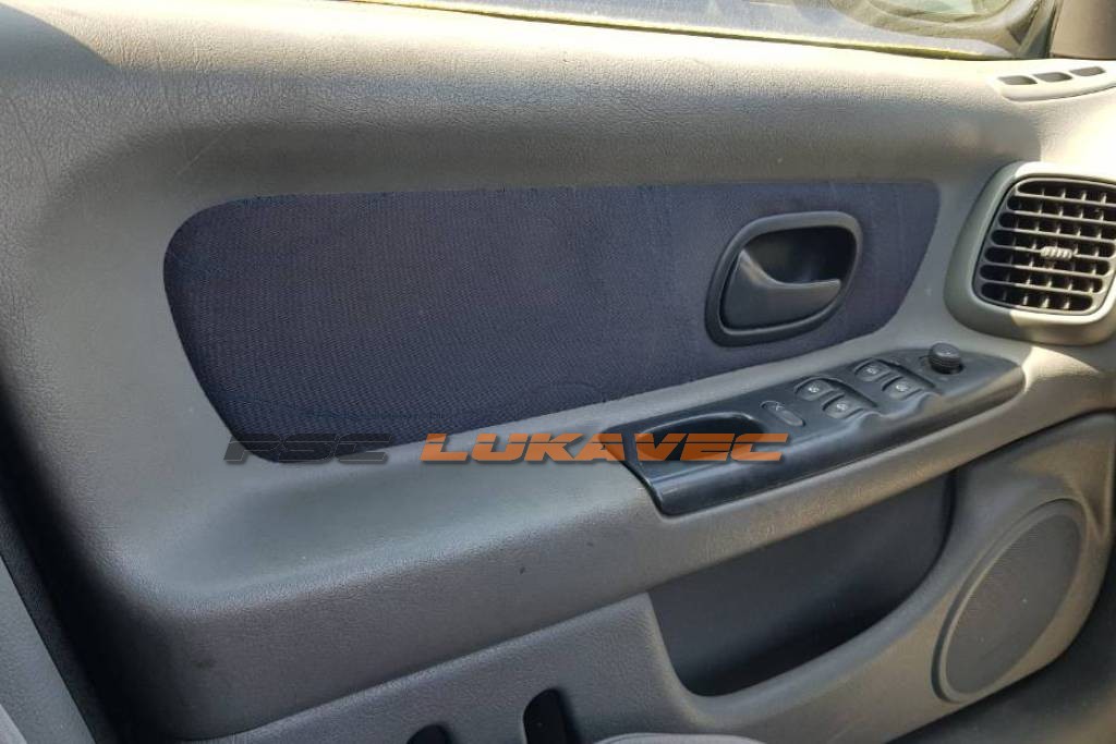 RENAULT LAGUNA 1 TAPECIRUNZI VRATA LAGUNA OPLATE VRATA