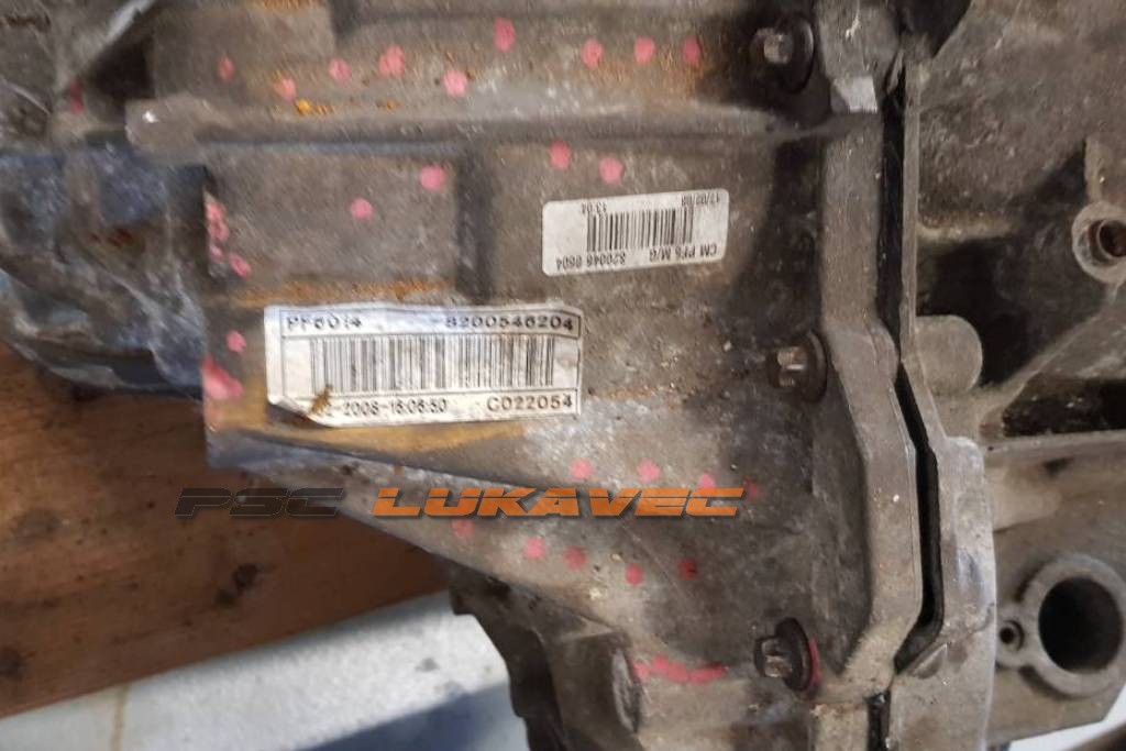 RENAULT MJENJAČ RENAULT GETRIBA 2.5 DCI  8200546204 PF6014