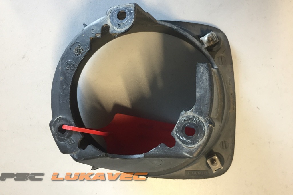 RENAULT CLIO OKVIR MAGLENKE DESNI