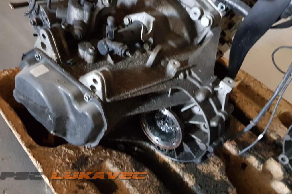 GOLF 5 MJENJAČ 2.0 SDI GETRIBA 02T301103K