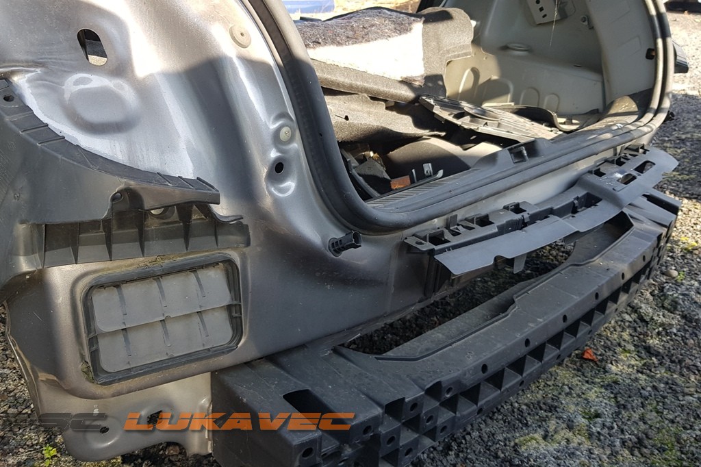 CLIO 3 ZADNJI VEZNI LIM 2011. MODEL 5 VRATA