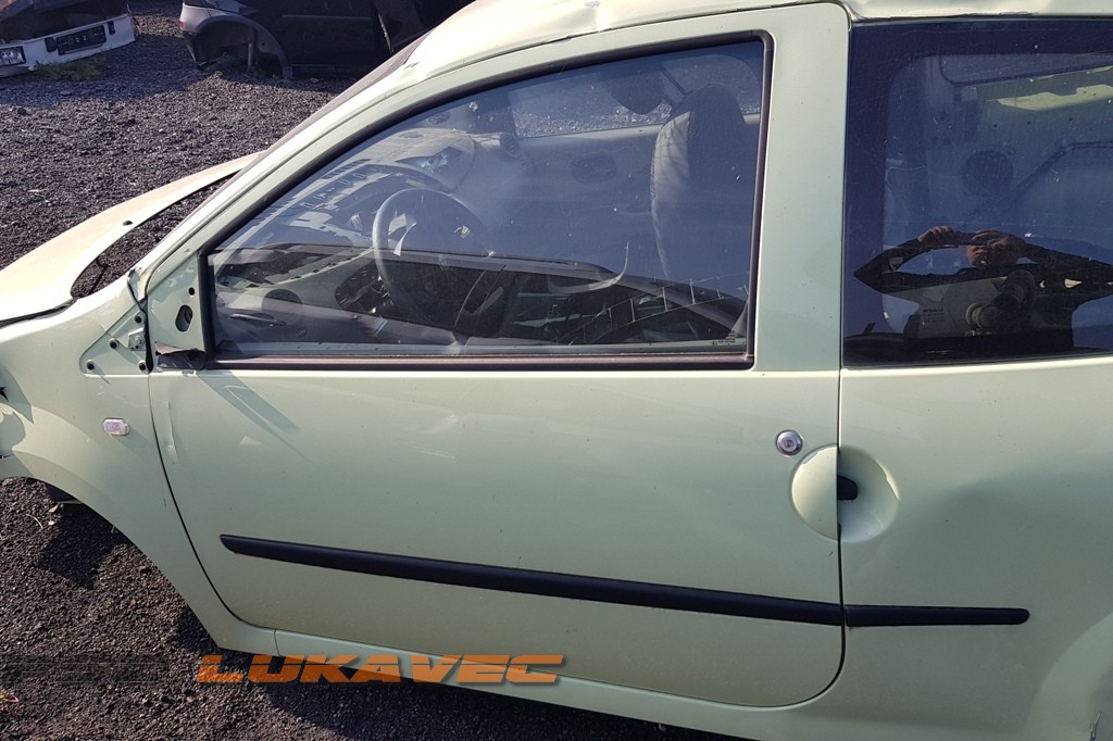 TWINGO LIJEVA VRATA 2009.