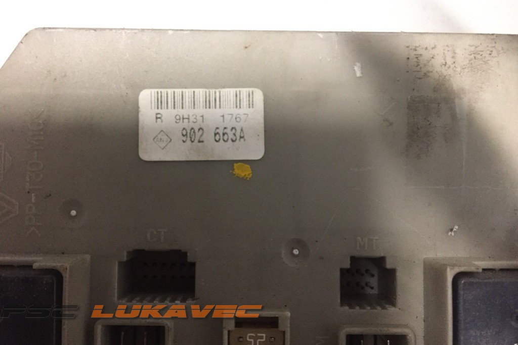 RENAULT CLIO 3 UPC KUTIJA OSIGURAČA 902663A