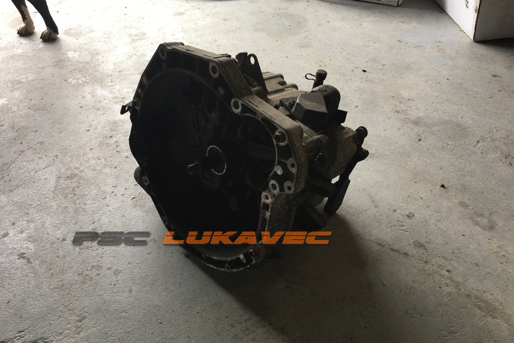 RENAULT GETRIBA 2.2 DCI RENAULT MJENJAČ 2.2 DCI 7701702525
